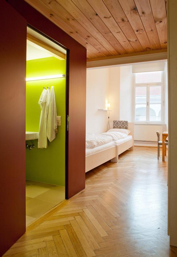 Kunsthaus Horn Hotel Bagian luar foto