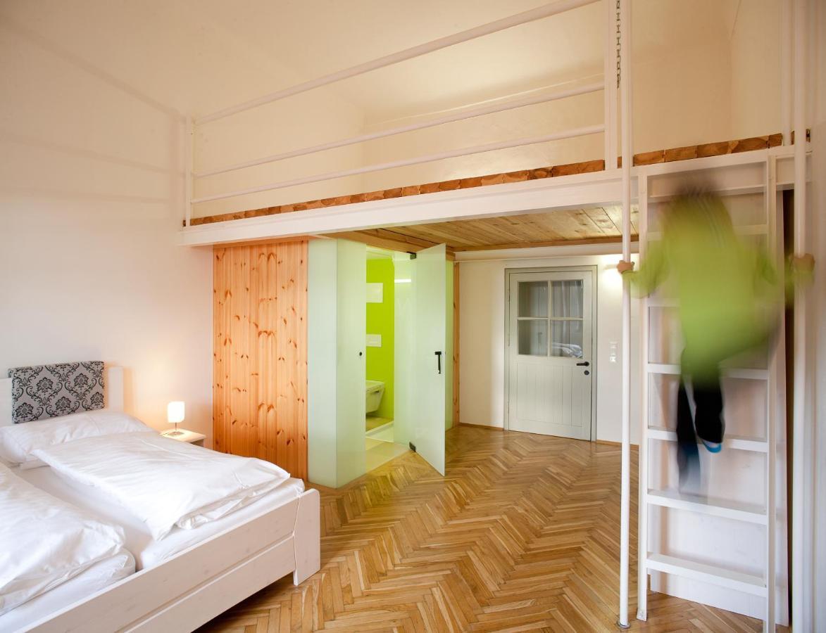 Kunsthaus Horn Hotel Bagian luar foto