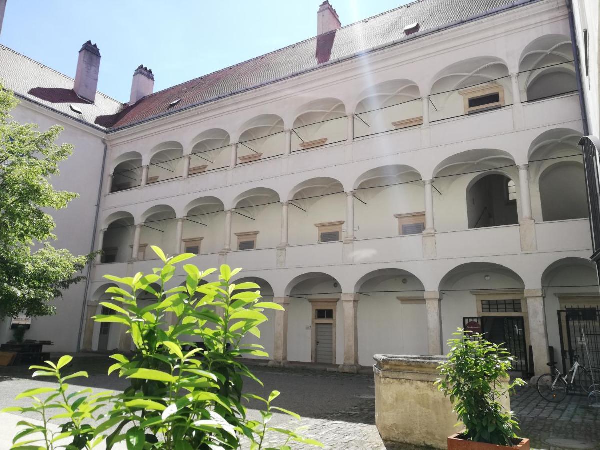 Kunsthaus Horn Hotel Bagian luar foto