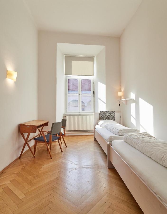Kunsthaus Horn Hotel Bagian luar foto